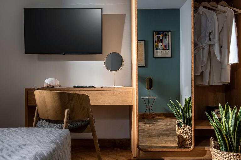 Bedroom 4, Kipos Suites, Crete