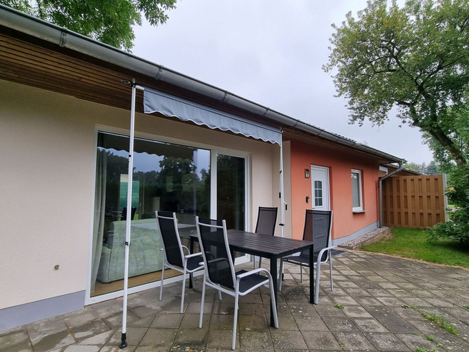 Exterior 3, Reihenhaus am Gross Labenzer See, Klein Labenz, Nordwestmecklenburg