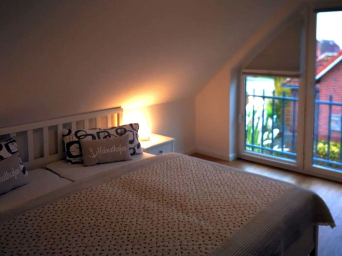 Room 3, Home Port Holiday Home, Dornum, Aurich