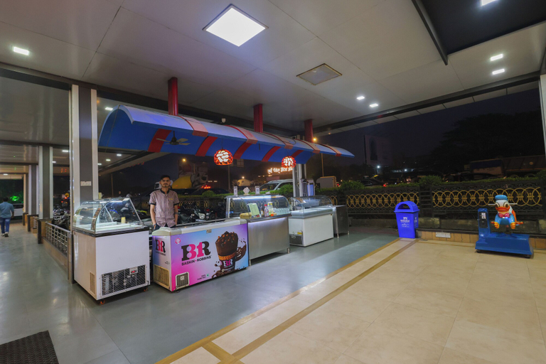 Food & Drinks 4, Hotel Western, Thane
