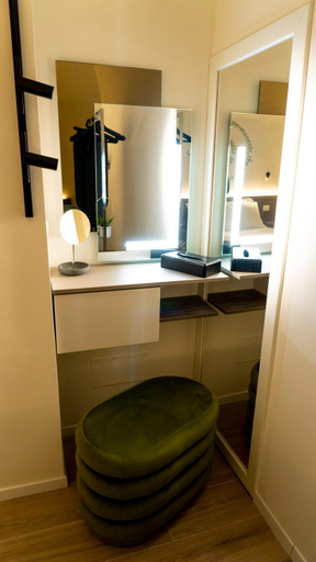 Others 4, Notti d'Autore Suites, Catania