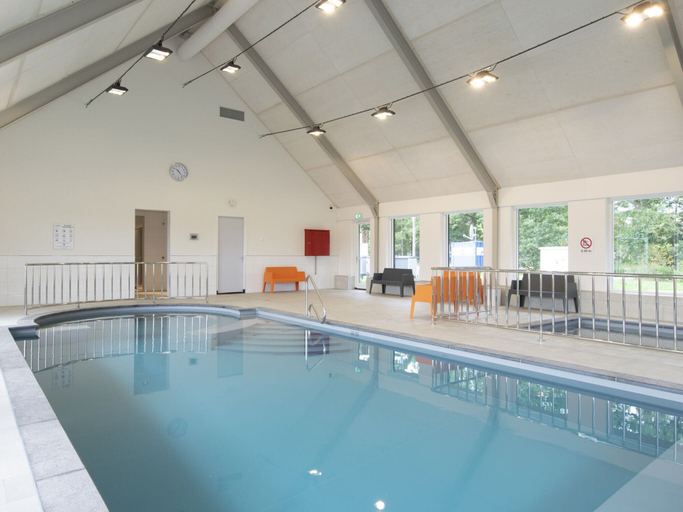Pool 5, Villa in Someren Near Somerense Heide, Someren