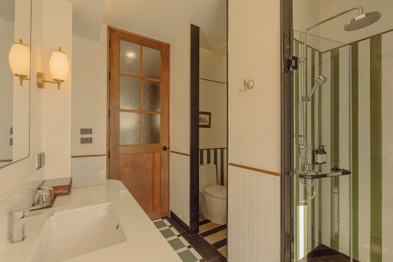 Bathroom 5, Sugar Marina Resort - LAGOON - Villas, Naiyang Beach, Phuket Island