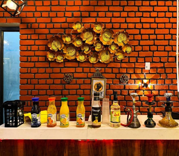 Food & Drinks 5, Hotel Wraveler Inn, Garhwal