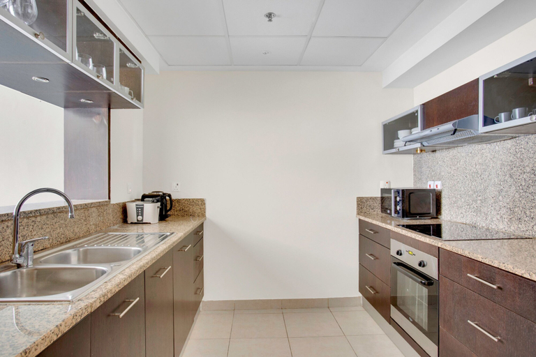Room 2, Cozy Marina View 1BR w Pool Gym, Dubai