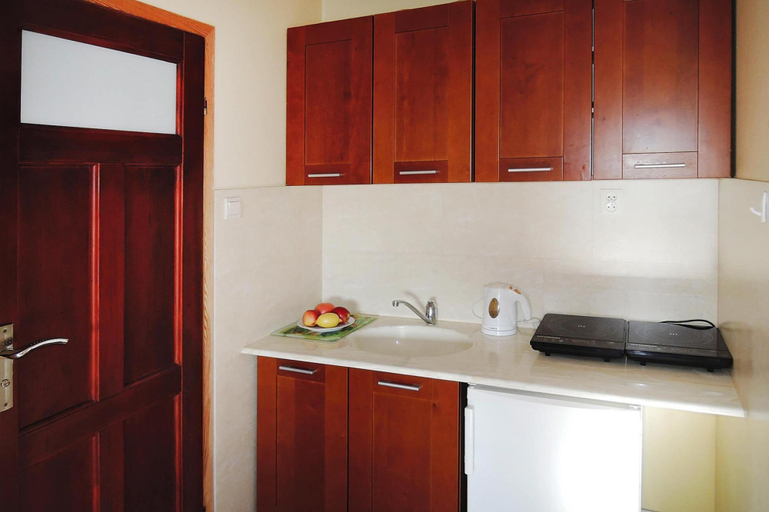 Private kitchen 3, Agriculture - Studios, Borzyslawiec by Lubczyna, Close to the Harbour, Goleniów