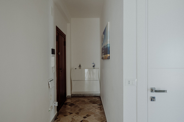 Room 5, La Terrazza sul Mare, Bari