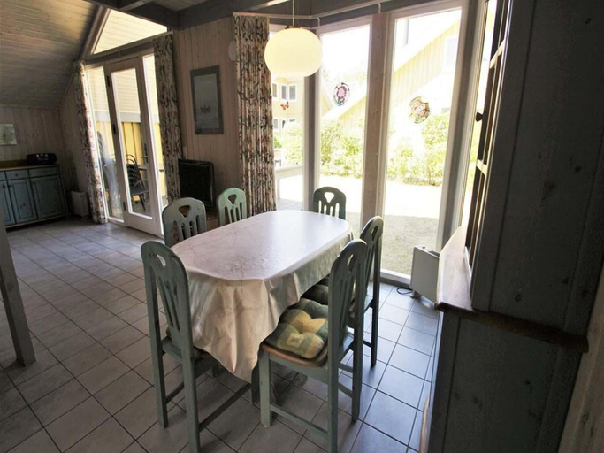 Dining 5, Exklusives Skandinavisches Ferienhaus, Mecklenburgische Seenplatte