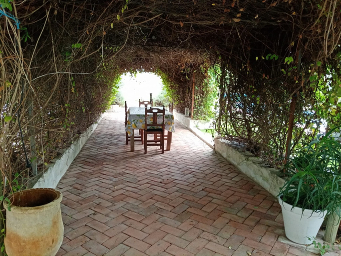 Outdoor dining 3, 3 Bed Lodge - Sleeps 6 - Pool - Terrace - Parking, Granada
