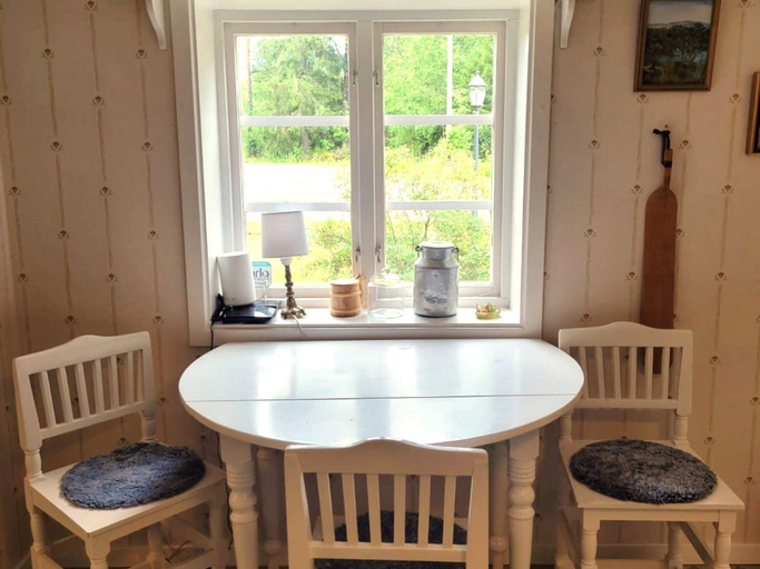 Dining 3, 6 Person Holiday Home in Bergsjo, Nordanstig