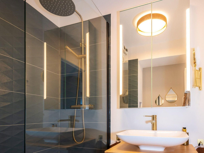 Bathroom 3, Modern Apartment With sea Views on the Cote Dazur, Var