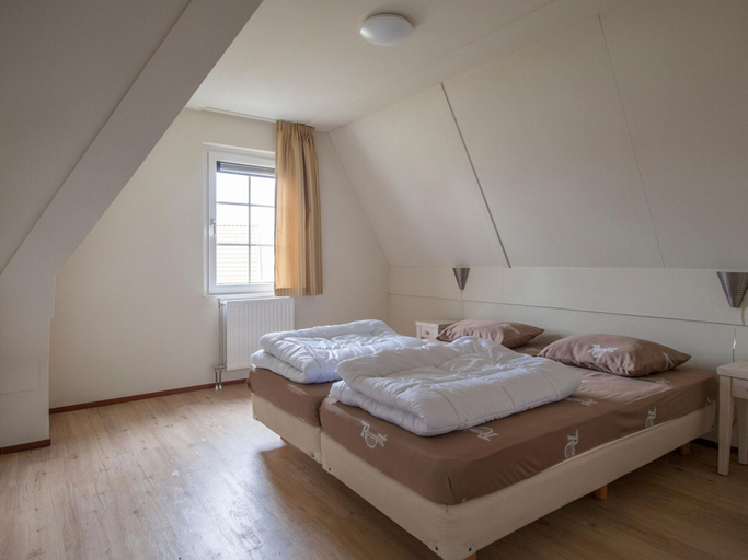 Room, Villa in Cadzand-bad Near North Sea Beach, Sluis