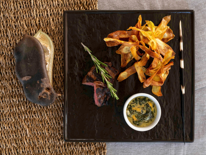 Food & Drinks 5, Chobe Princesses By Mantis, Kabe