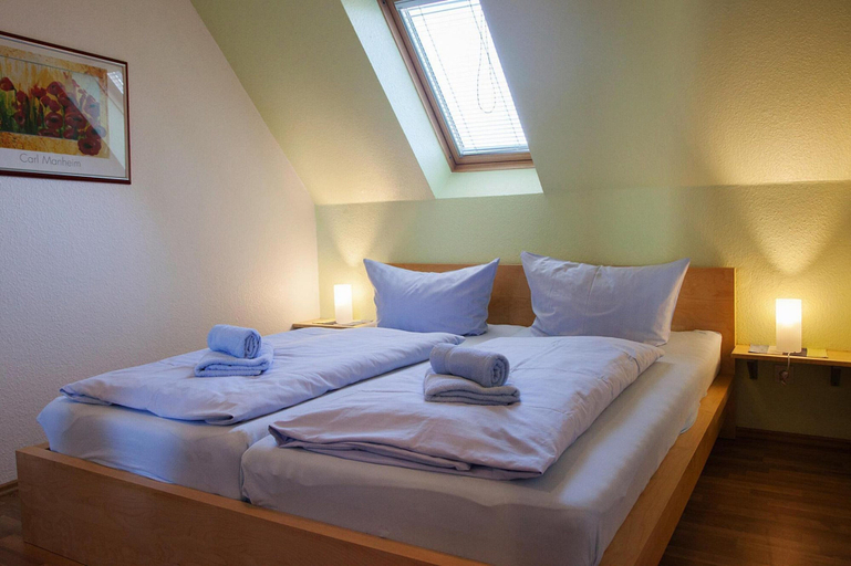 Room 5, Seepark Burhave, Burhave, Wesermarsch