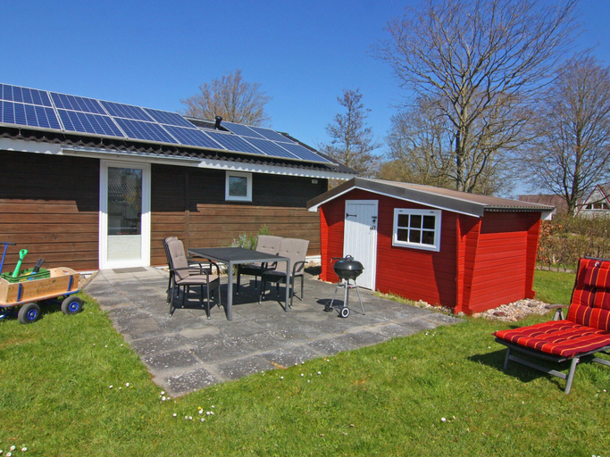 Property amenity 3, Inviting log House With 2 Terraces and Cozy Fireplace in Damp, Rendsburg-Eckernförde