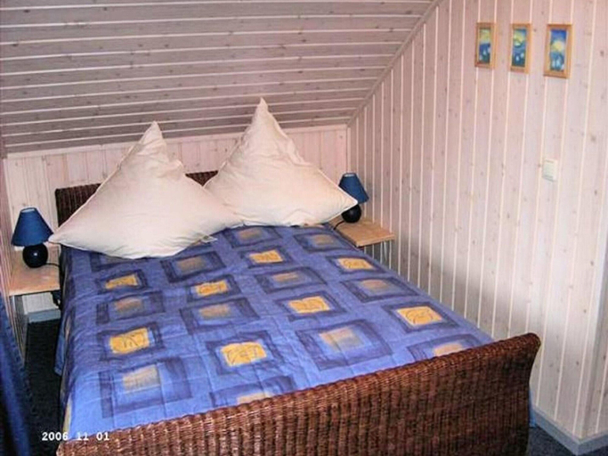 Room 5, Skandinavisches Ferienhaus in Rechlin, Mecklenburgische Seenplatte