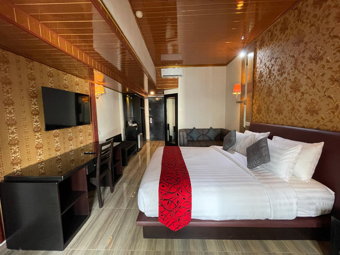 Bedroom 24