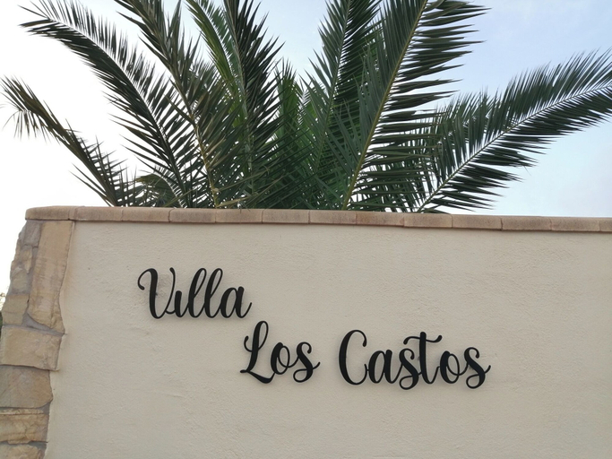 Others 4, Villa - Sleeps 4 - Pool - Patio - Parking, Almería