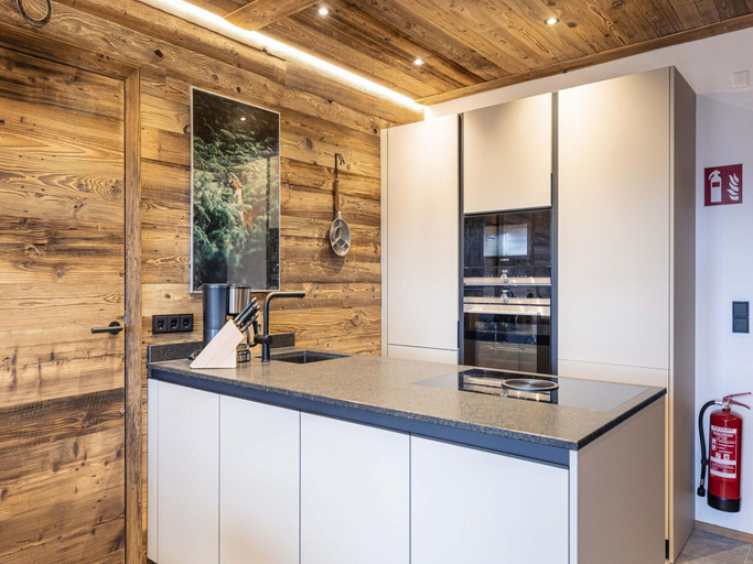 Private kitchen 3, Nice Apartment With Infinity Pool, Sankt Johann im Pongau