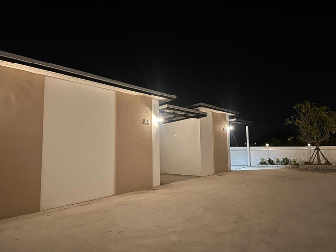 24 Sleep Resort Khlong Luang Hospital, Khlong Luang