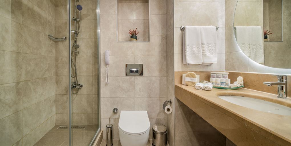 Bathroom 4, Seven Seas Gravel Select, Kemer