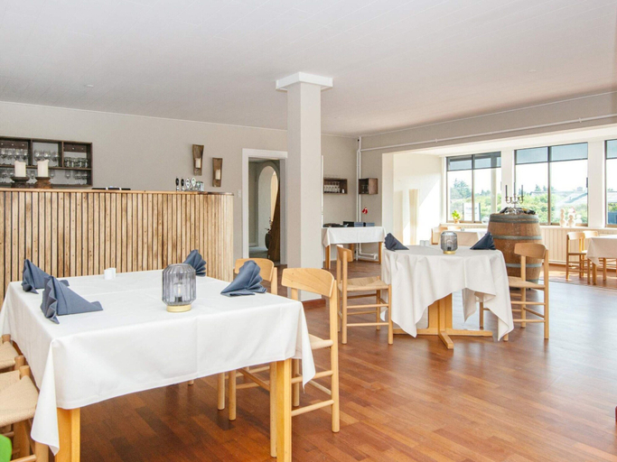 Dining 2, 4 Person Holiday Home on a in Ulfborg, Ringkøbing-Skjern