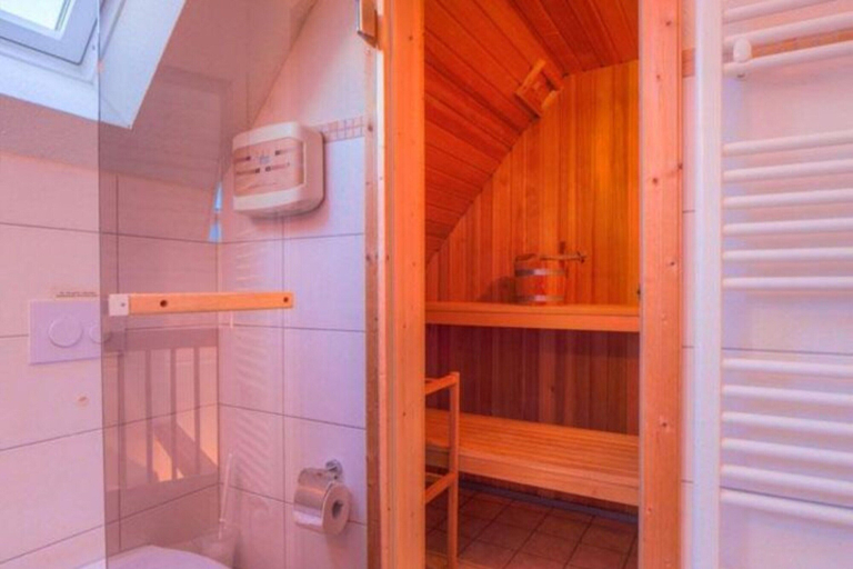 Bathroom 2, Charmante Ferienwohnung, Mecklenburgische Seenplatte