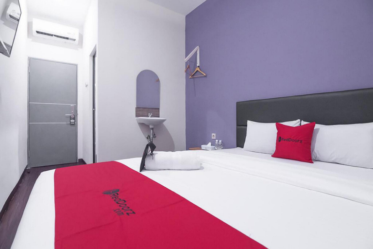 Bedroom 12