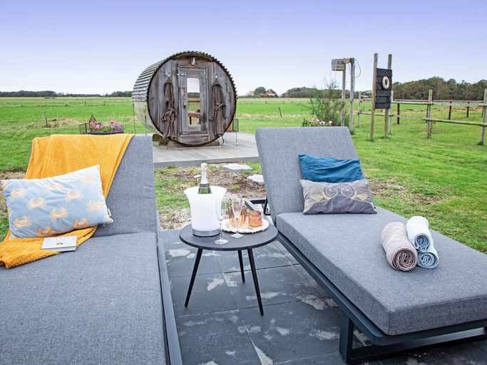 Exterior 2, Holiday Home Near Dunes With Wellness Garden, Texel