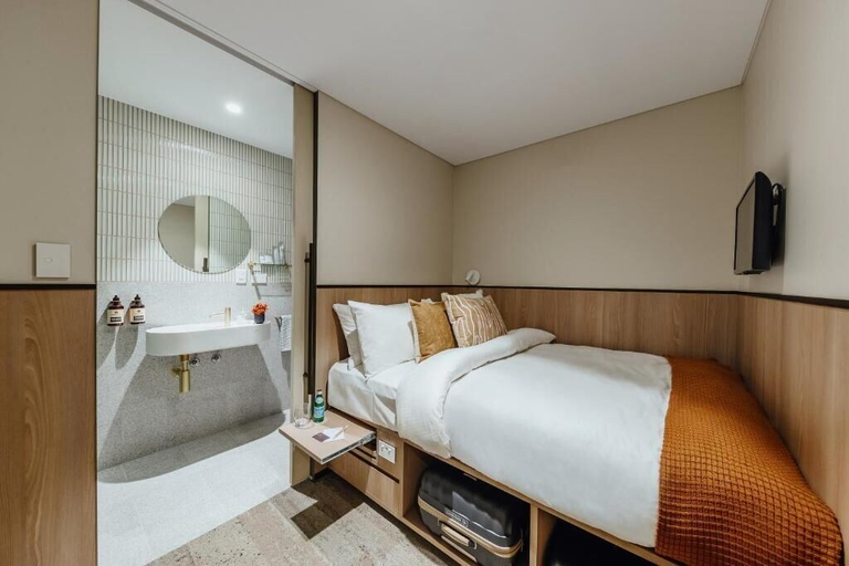 Bedroom 3, Aerotel Sydney - Inside International Terminal Airport, Sydney