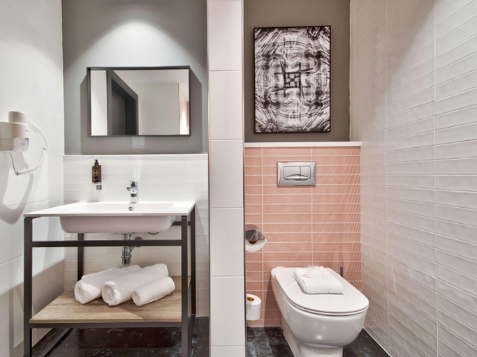 Bathroom 4, Number 11 St Julian's Malta - Handwritten Collection, St Julian's