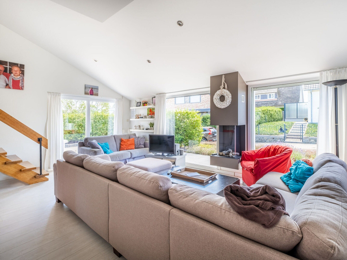 Others 3, Villa in Koksijde With Sunny Terrace, West-Vlaanderen