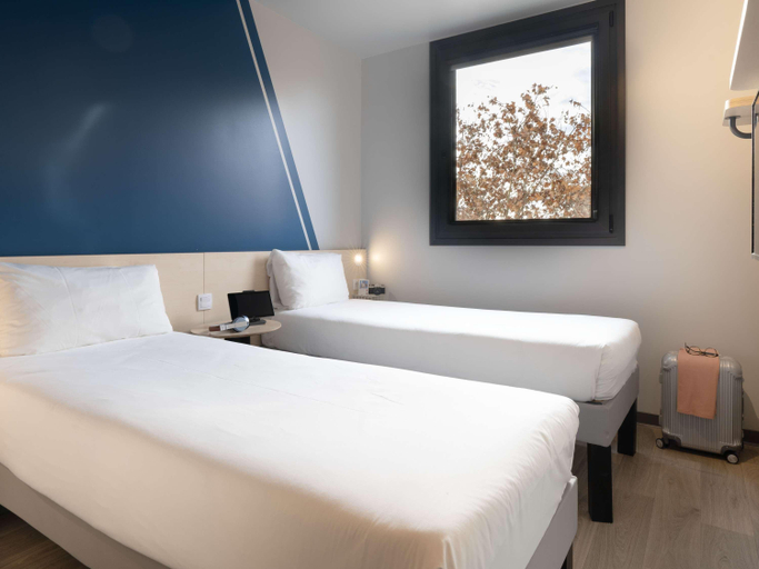 Bedroom 4, Ibis Budget Valencia Centro Puerto, Valencia
