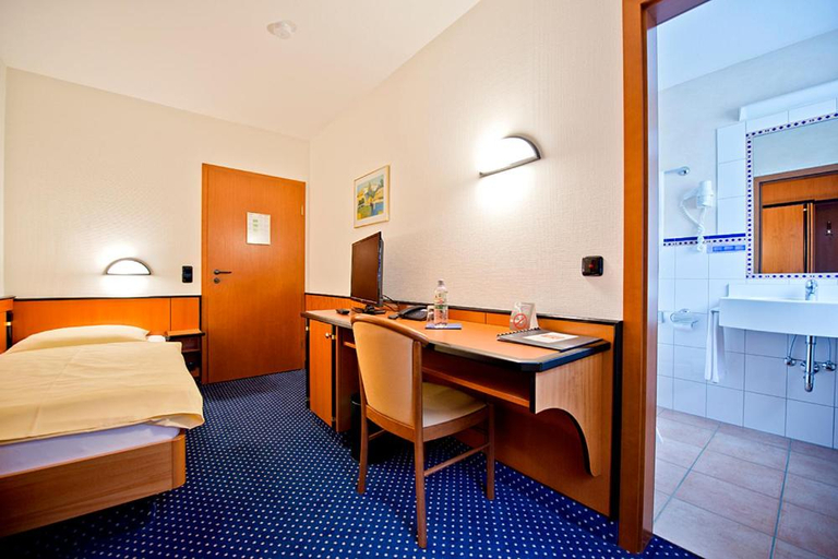 Bedroom 6