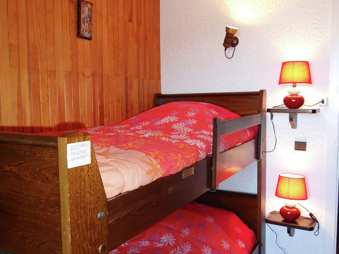 Others 2, Apartment in the Centre of Meribel-mottaret, Savoie