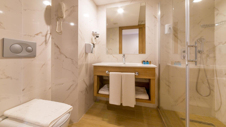 Bathroom 5, Ada Julian Hotel, Marmaris