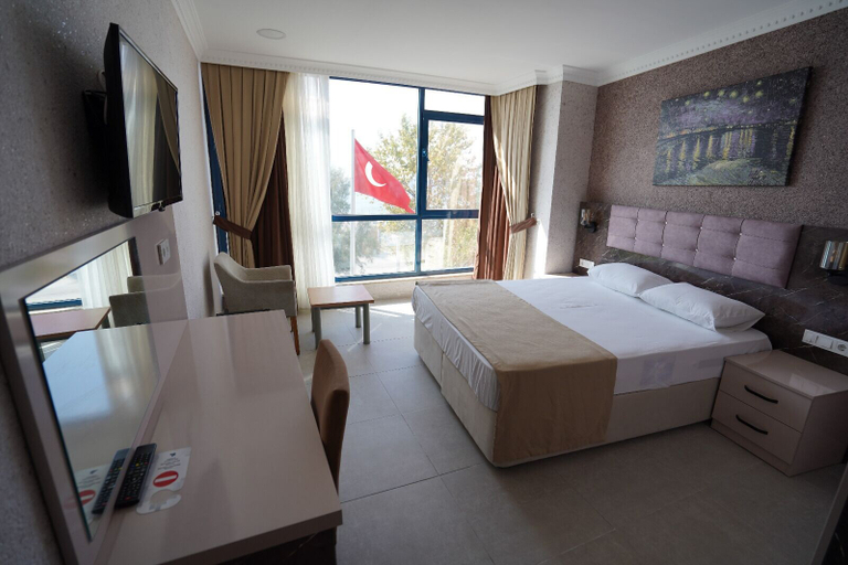 Bedroom 3, ASIM VE NURHAN KOCABIYIK OGRETMENEVI, Avcılar