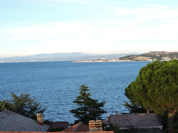 Others 3, Villa Riva, Umag