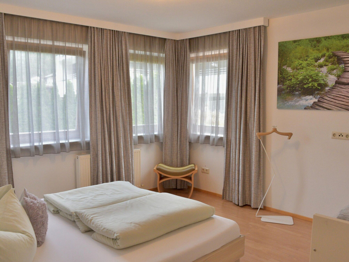 Bedroom 2, Chalet in Fulpmes Near Stubai Glacier Skiing, Innsbruck Land