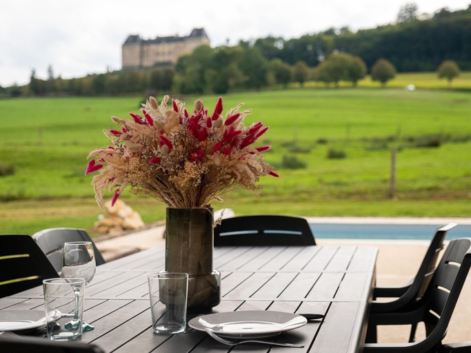 Dining 2, Charming Holiday Home With Private Pool, Dordogne