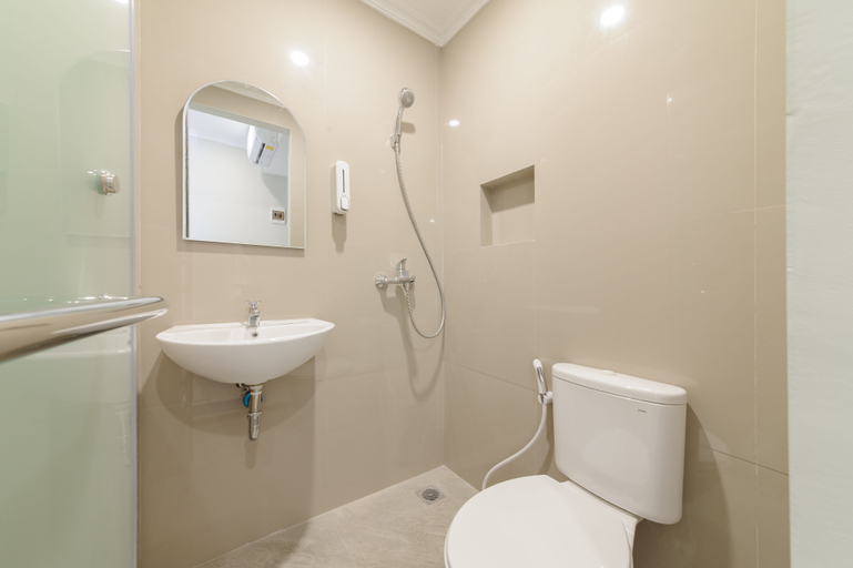 Bathroom, Tanjung Duren Inn, West Jakarta