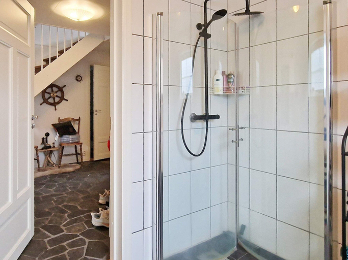 Bathroom, 8 Person Holiday Home in Masfjordnes, Masfjorden