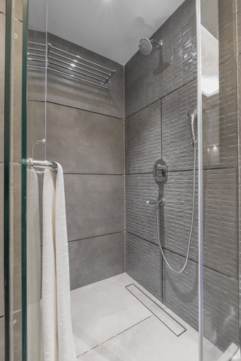 Bathroom 4, Mastiff Select Mandavya Dharamkot, McLeodganj, Kangra