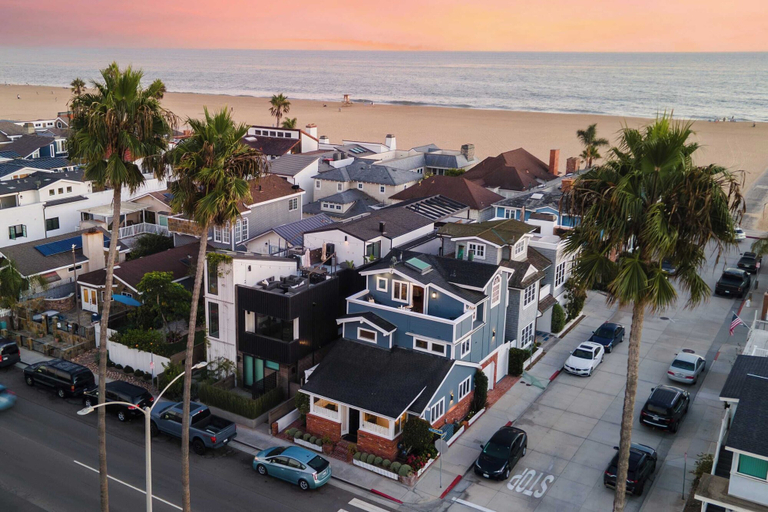 Exterior & Views 1, Twin Dolphins by Avantstay Steps to Beach Deck, Orange