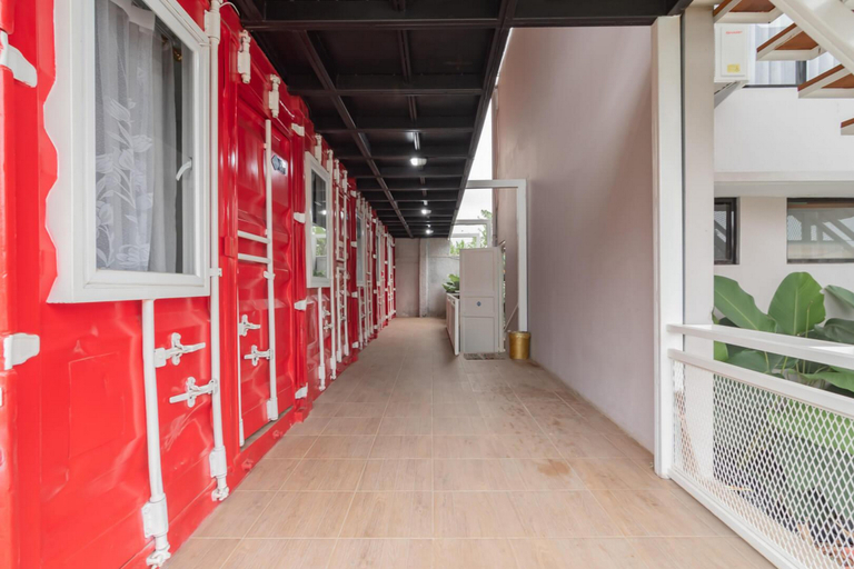 Others 5, RedDoorz Plus near Lembang Park & Zoo, Bandung