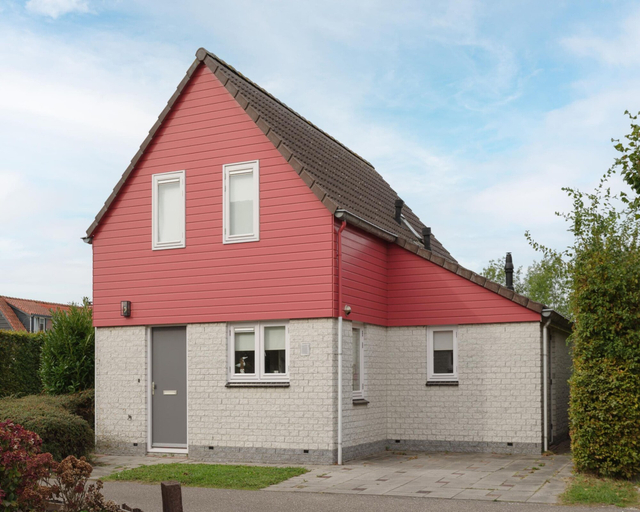 Primary image 1, Spacious Holiday Home With Sauna Near Beach, Kapelle