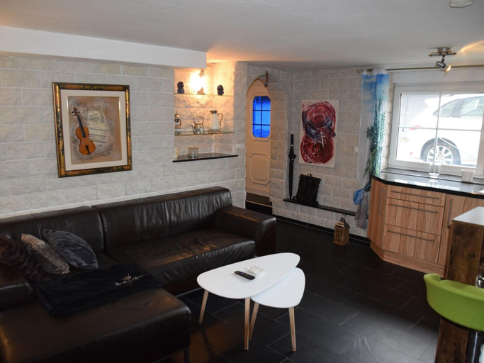 Others 4, Bewitching Apartment With Garden and Terrace, Merzig-Wadern