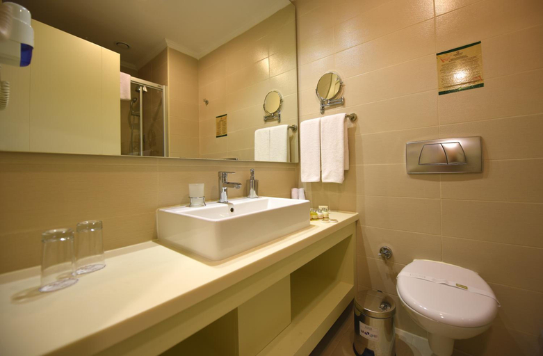 Bathroom 5, Side Star Beach, Manavgat