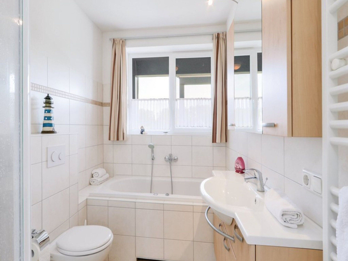 Bathroom, Liebevoll Eingerichtetes Appartement, Mecklenburgische Seenplatte