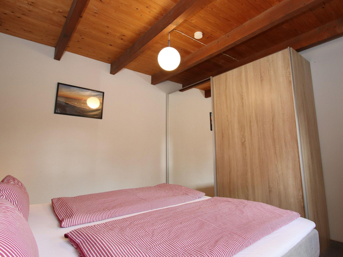 Room 4, Ferienwohnungen in Strackholt, Aurich